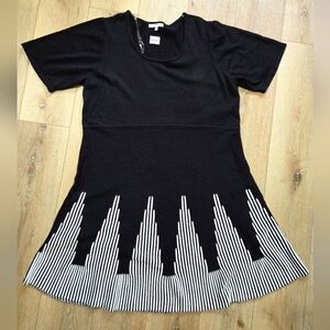 Black and White Studio One Knit Short Sleeved Dress size 2X
